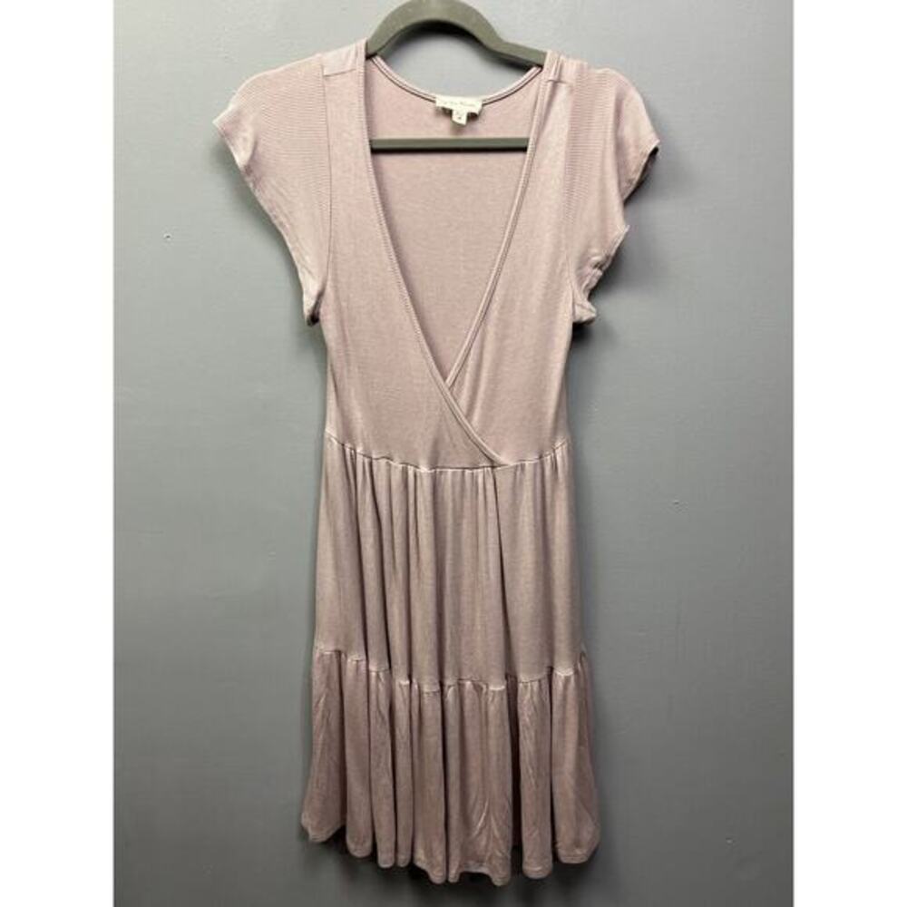 See You Monday Blush Ribbed Tiered Dress‎ Women Medium Short Sleeve V Neck